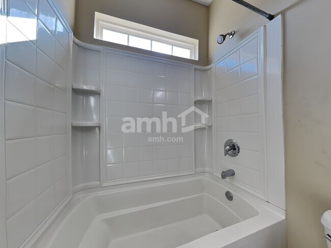 Building Photo - 26 Bay Willow Ct