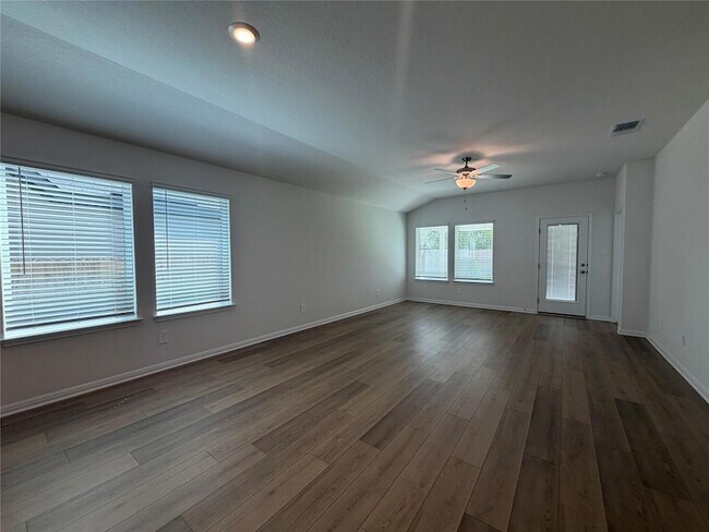 Building Photo - 180 Coopers Hawk Crst