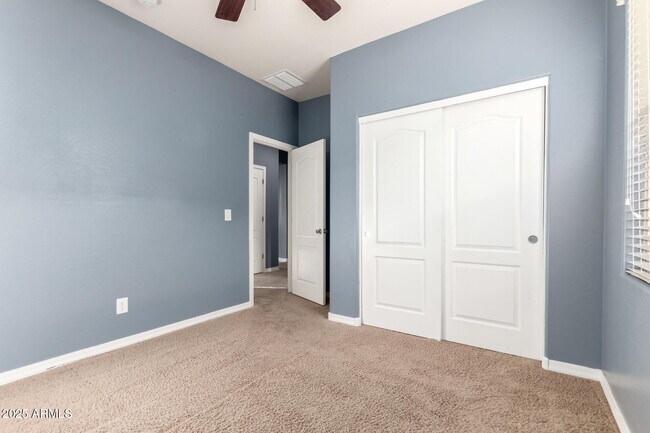 Building Photo - 10484 E Verbina Ln