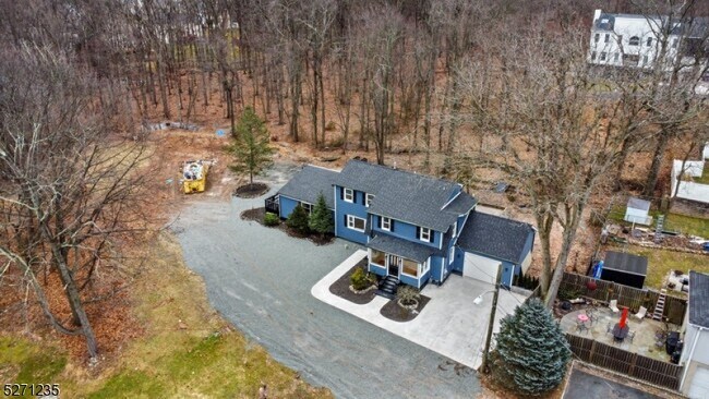 Building Photo - 567 Eagle Rock Ave