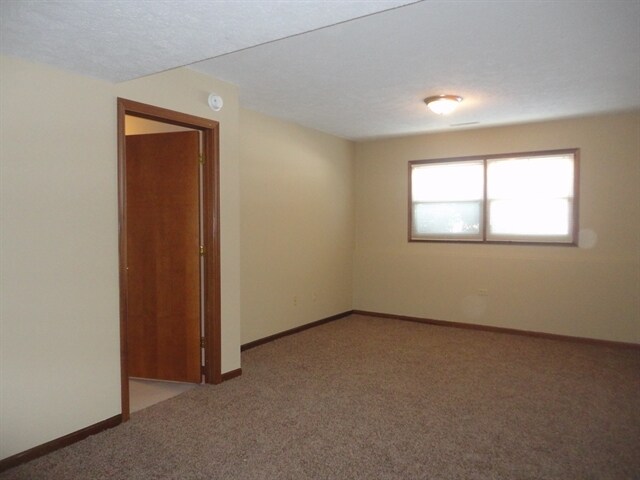 Building Photo - 2267 Poinsettia Street