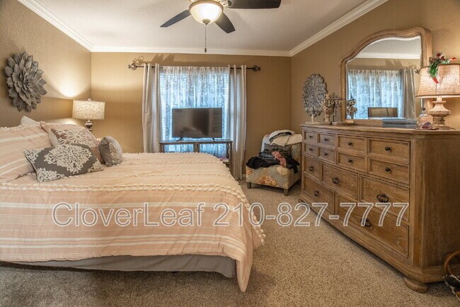 Building Photo - 1409 Azalea Ln