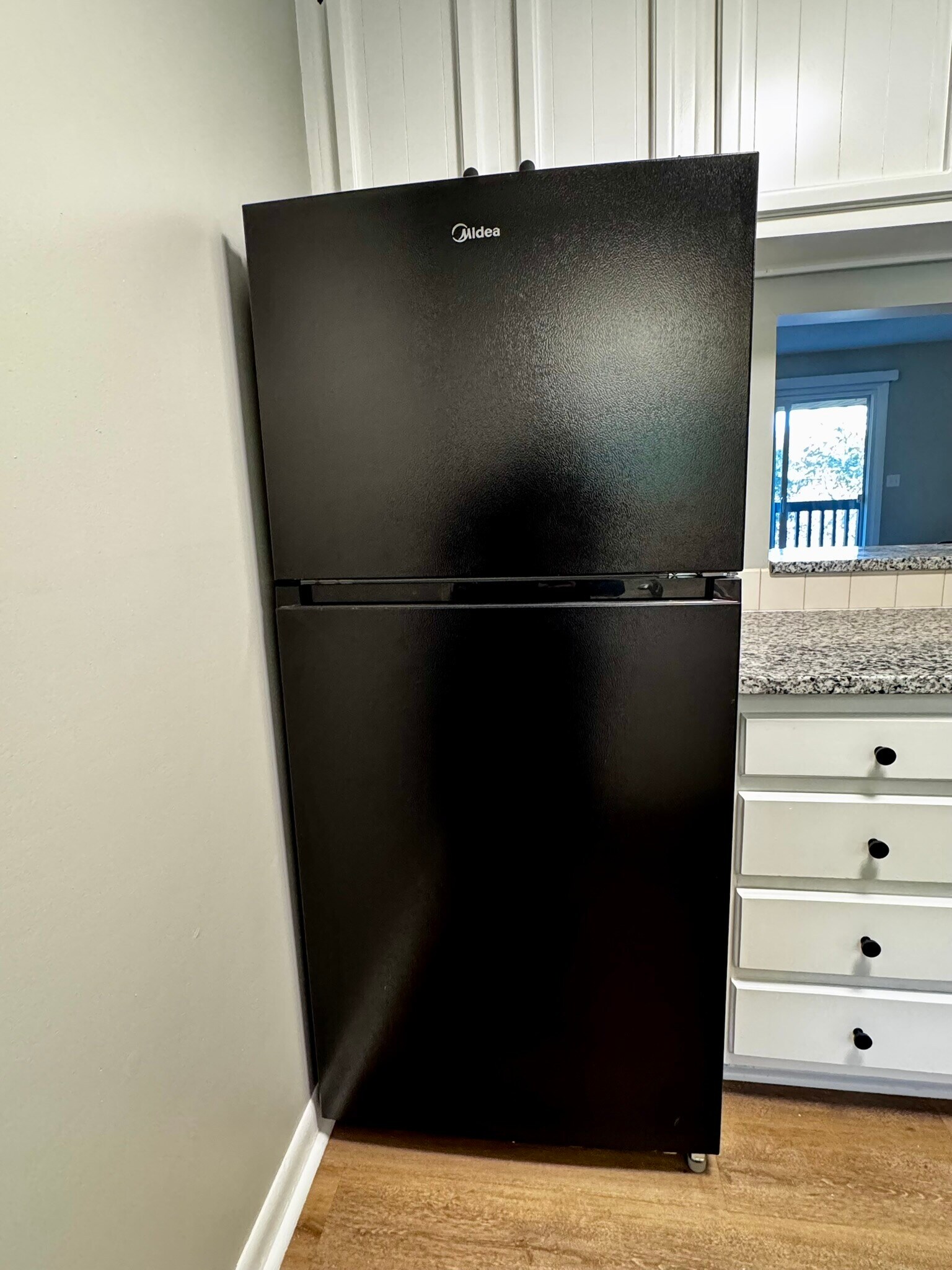 Refrigerator - 122 Turnwood Ln