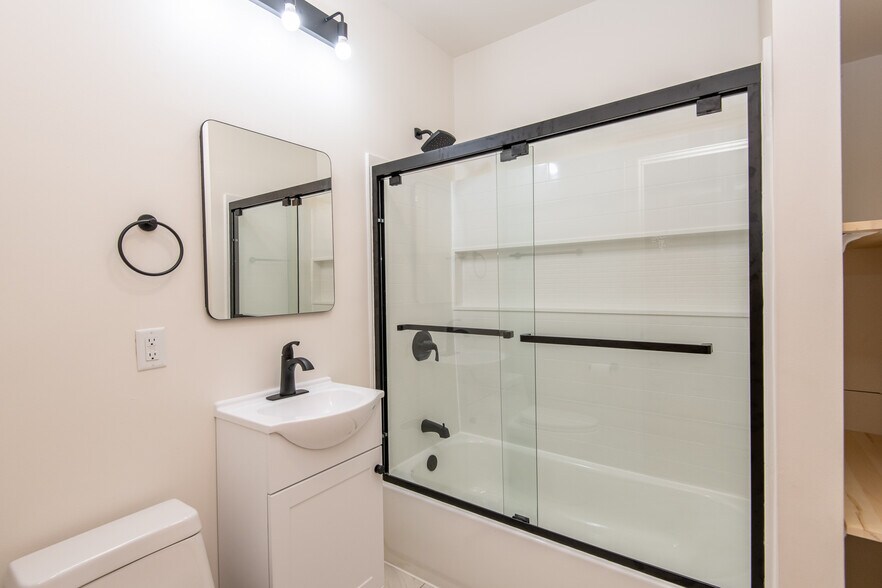 Bathroom - 2415 N Murray Ave