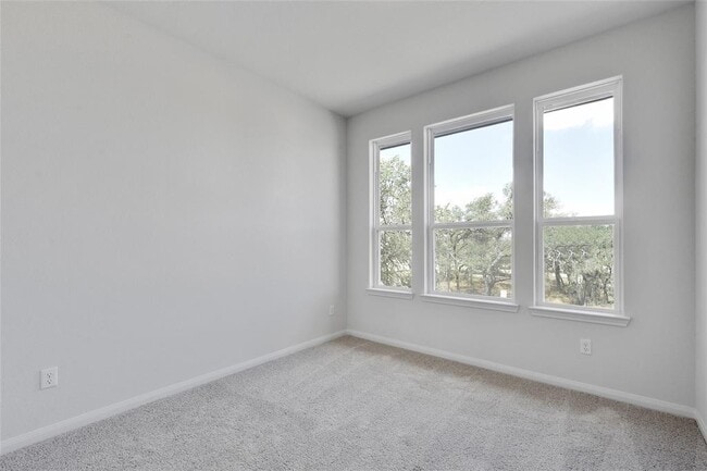 Building Photo - 126 Reveille Dr