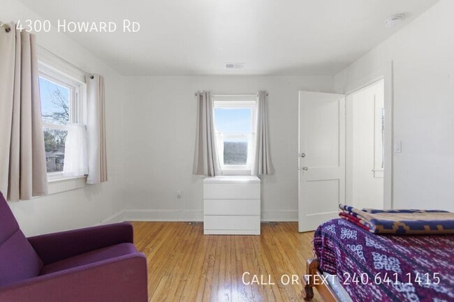 Building Photo - 4300 Howard Rd