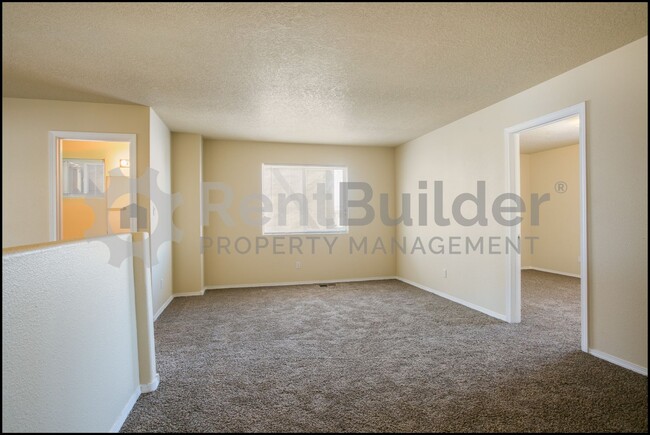 Building Photo - LEASE PENDING – PLEASE APPLY AT YOUR OWN D...