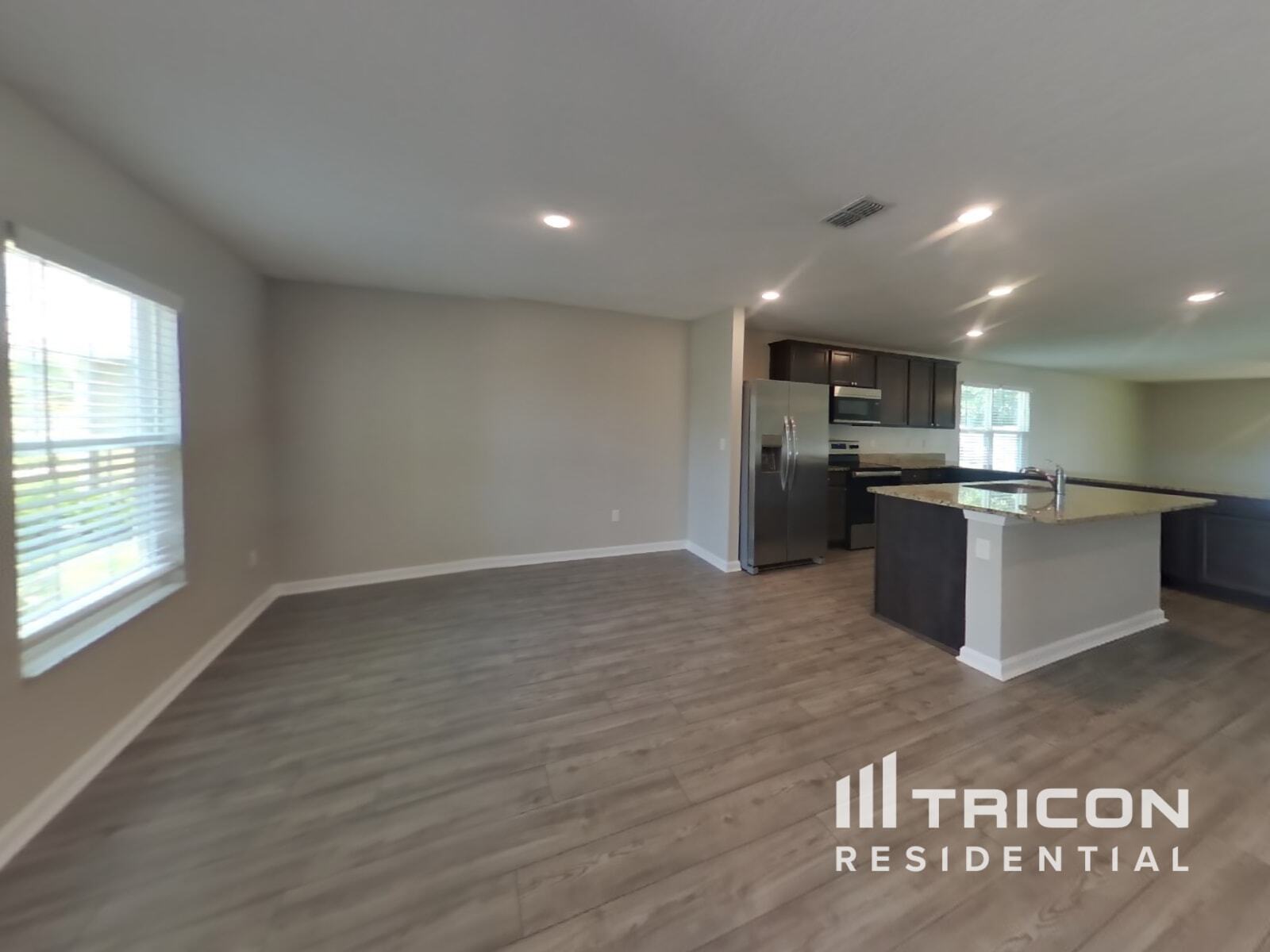 Building Photo - 77038 Crosscut Wy
