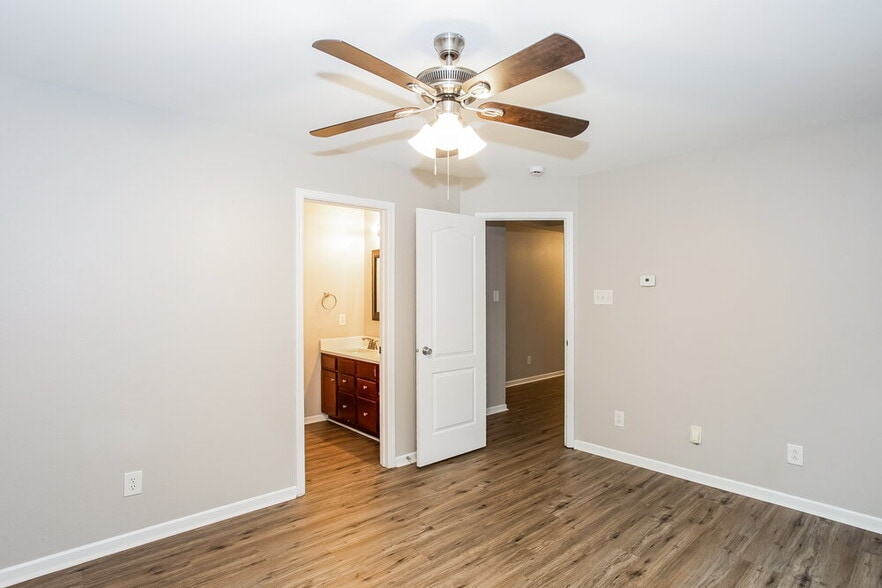 Building Photo - 4012 Chandler Haven Drive