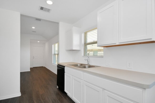 Building Photo - 32511 Orchard Haze Dr