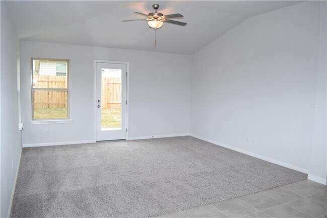 Building Photo - 1689 Woodlands Dr