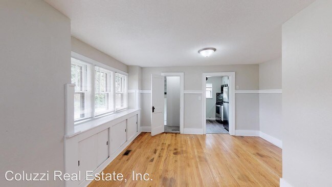 Building Photo - 4 br, 2 bath House - 1116 Locust St