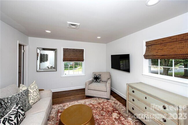 Building Photo - 6719 Bradstock Ln