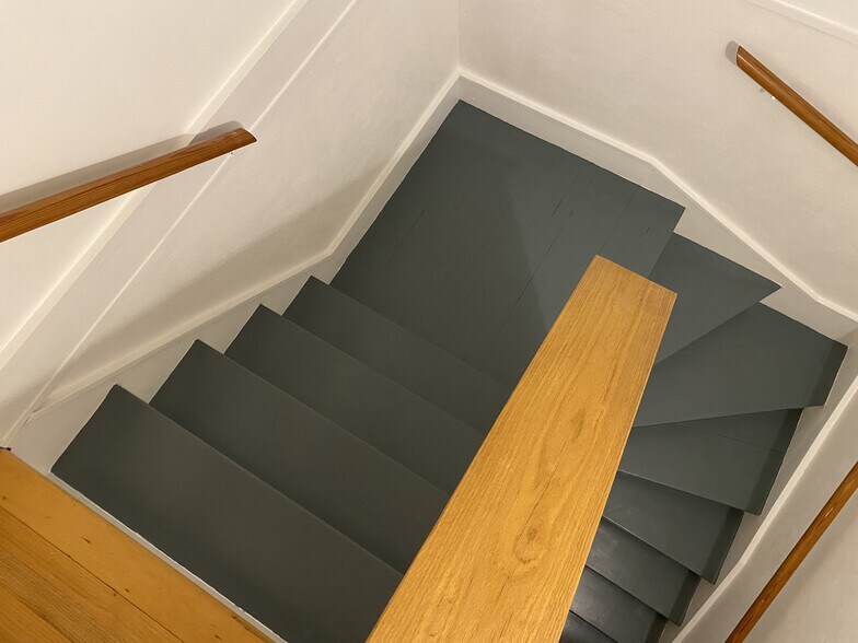 Going Upstairs - 7710 Eagle St