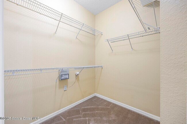Building Photo - 4720 Portage Trail