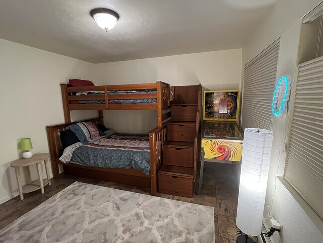 Building Photo - 114 Angora Ct