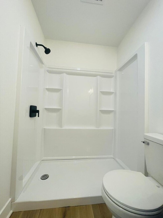 Building Photo - 2117 Pear Orchard Dr