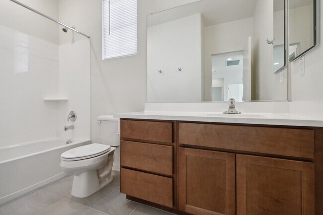 Building Photo - 21283 E Swan Dr