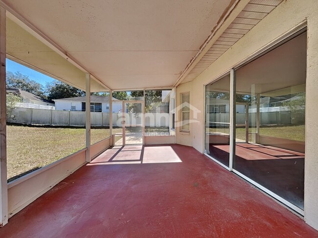 Building Photo - 716 Grand Canyon Dr