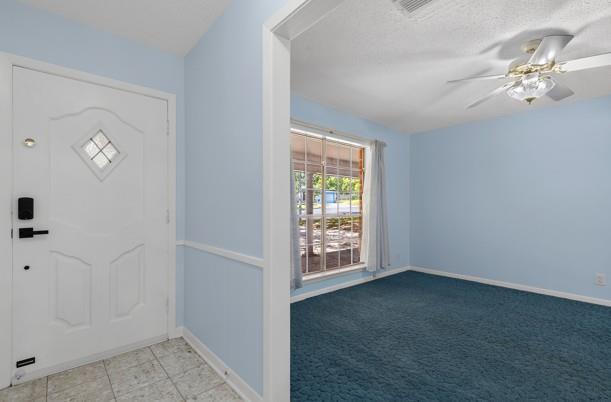 Building Photo - 12402 Blue Water Cir