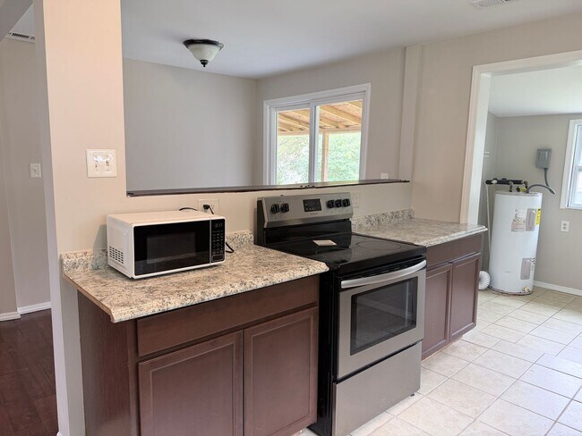 Building Photo - 2763 Penny Park Dr