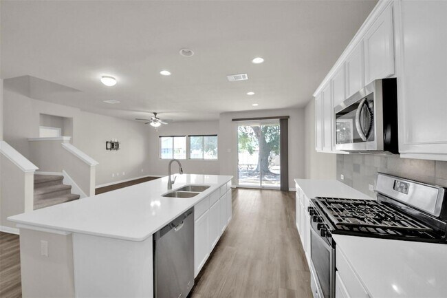 Building Photo - 1829 Chickasaw Run