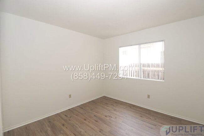 Building Photo - 10363 Penrod Ln