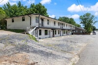 Building Photo - 201 Sylvis St