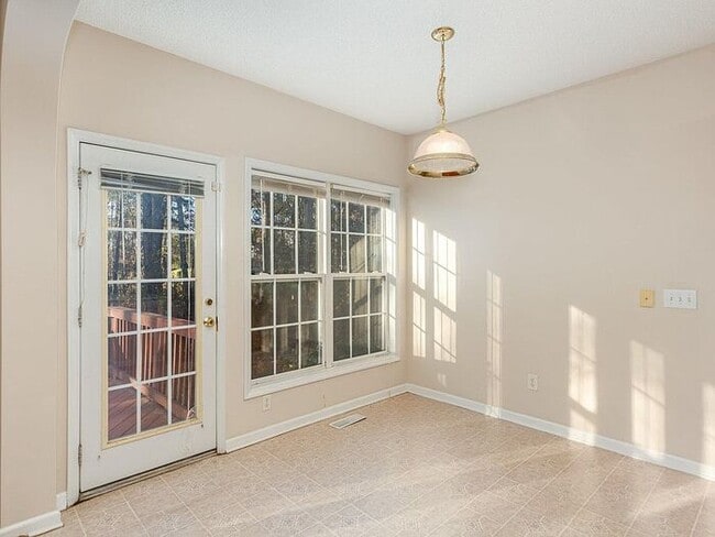 Building Photo - Build Equity While Leasing - Lease and Own from Day One!