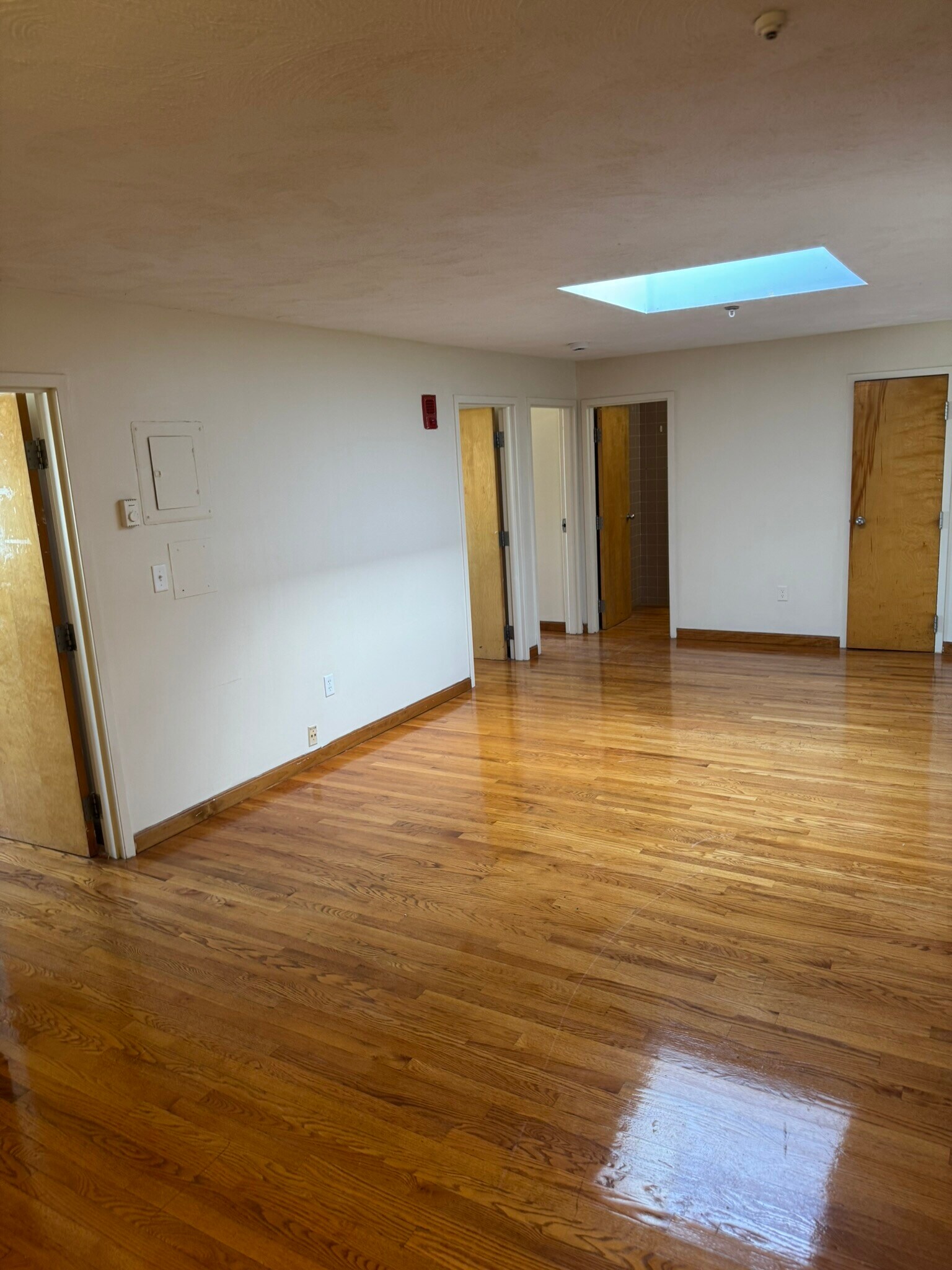 Building Photo - 1110 Commonwealth Ave