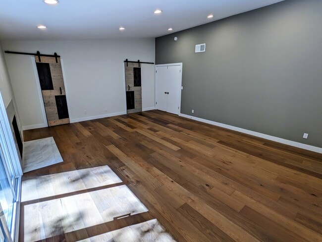 Building Photo - 2510 Almaden Ct