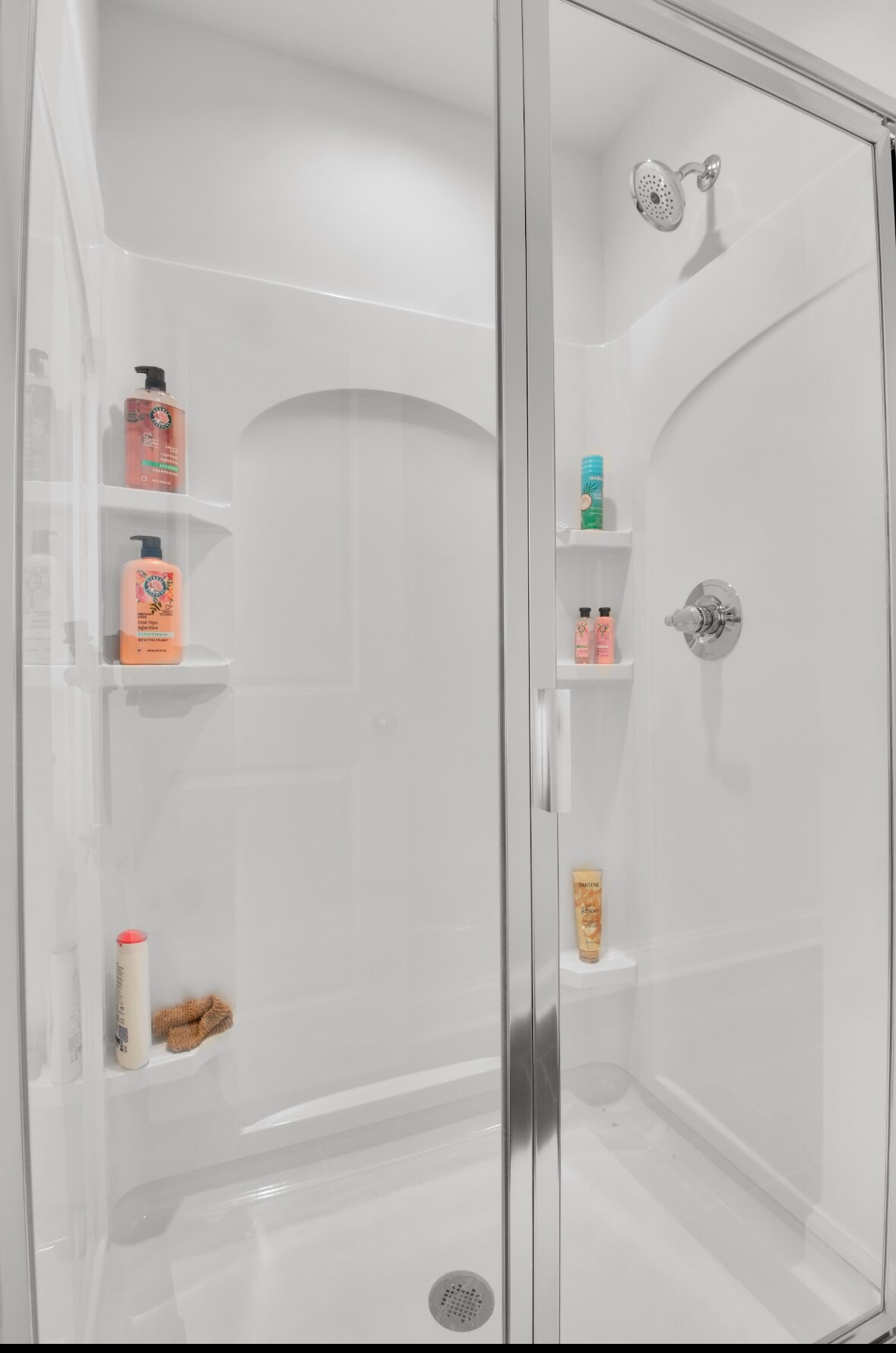 Building Photo - 9038 Henry Thoreau Rd