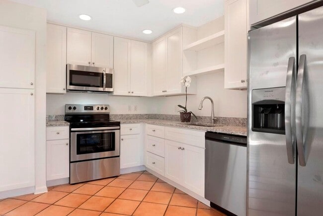 Building Photo - 5119 Minto Rd