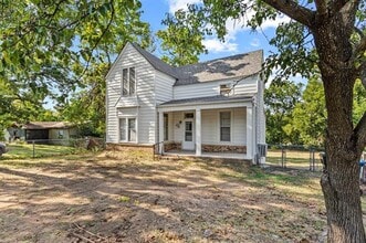Building Photo - 1211 W Owings St