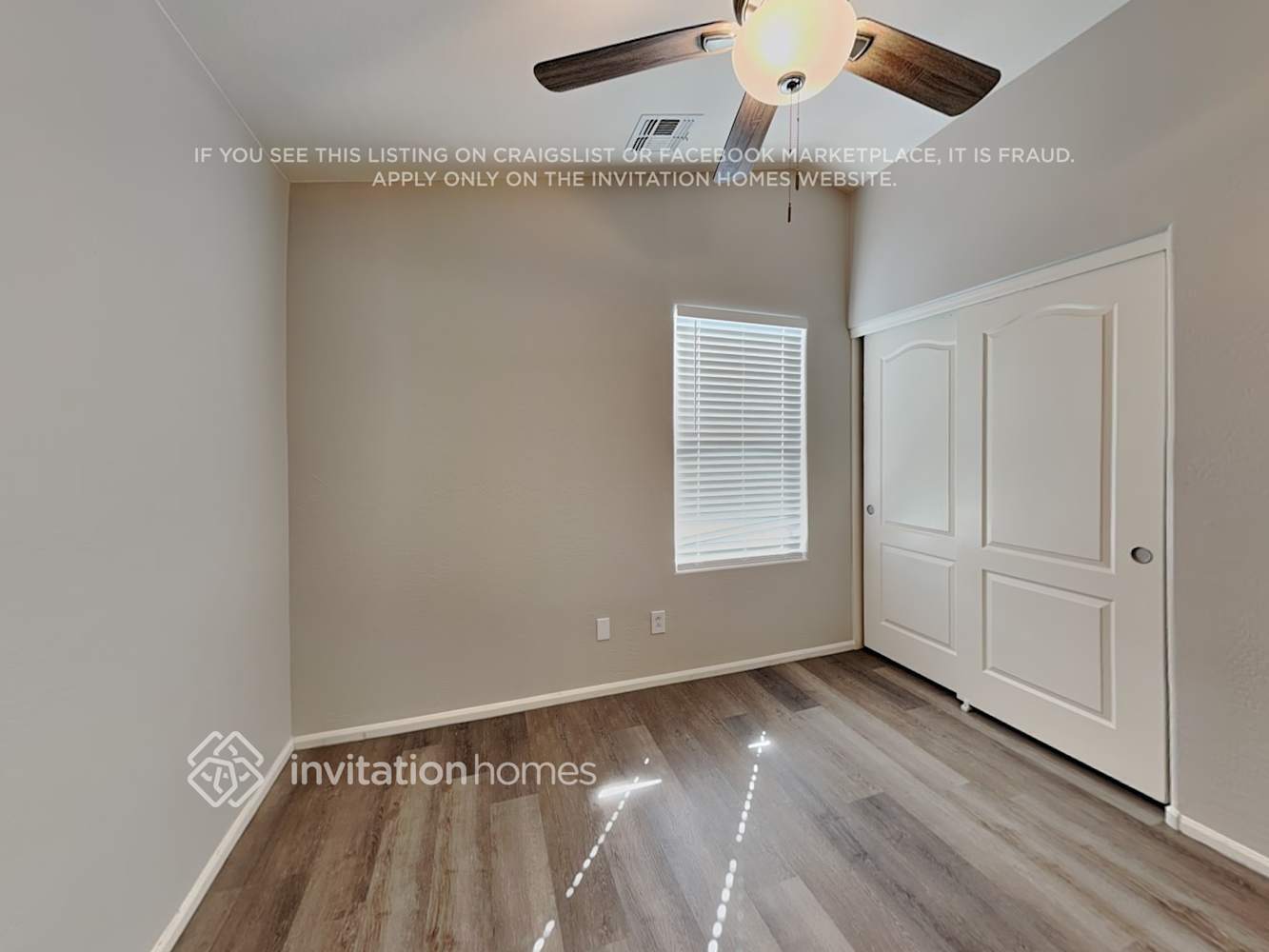 Building Photo - 7261 W Glenn Dr