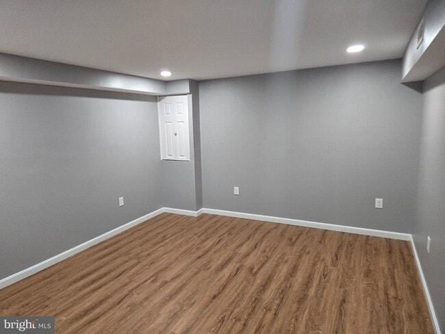 Building Photo - 33 S Ann St