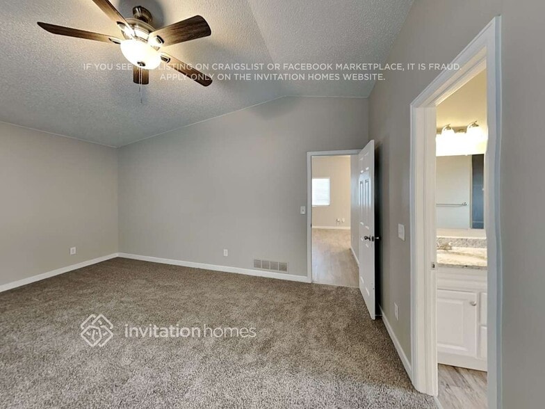 Building Photo - 4445 Witches Hollow Ln