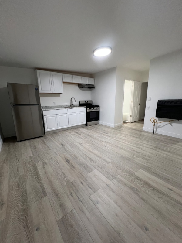 Building Photo - 25 13th St