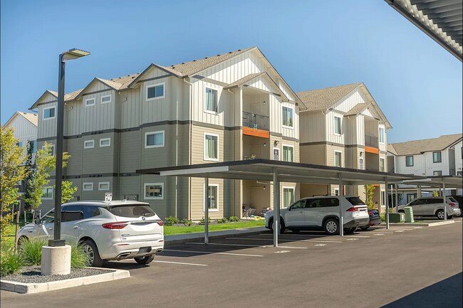 Building Photo - 201 Leroy Ave