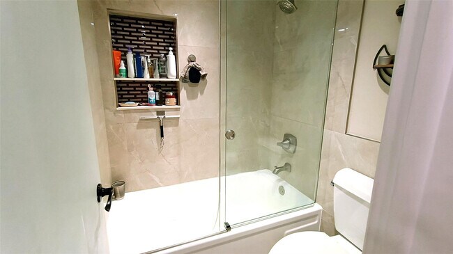 Building Photo - 777 S Federal Hwy