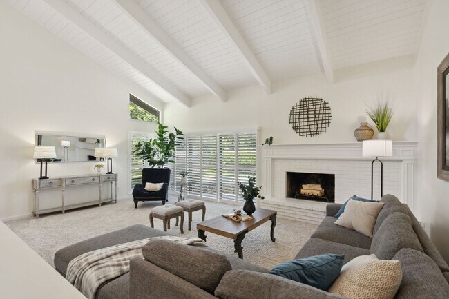 Building Photo - Single Level Luxury Home in Carmichael