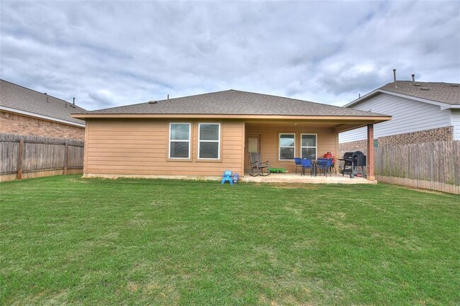 Building Photo - 8072 Bassano Dr