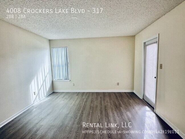 Building Photo - 4008 Crockers Lake Blvd