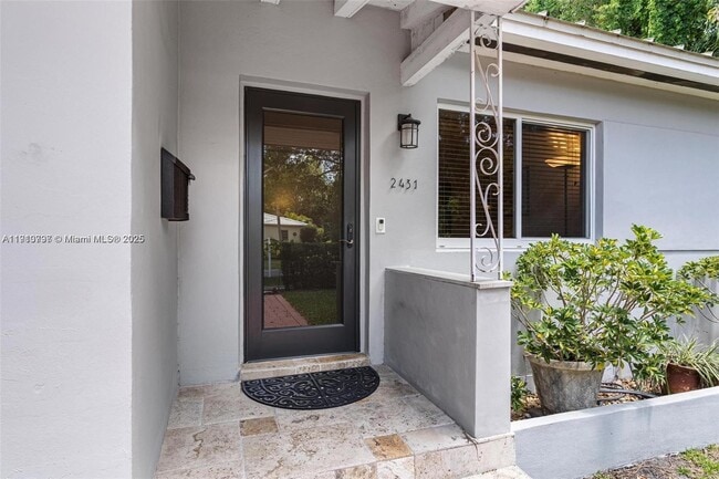 Building Photo - 2431 Overbrook St