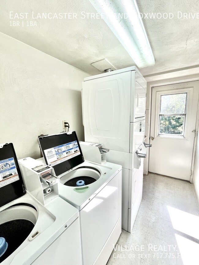 Building Photo - Budget-friendly 1-Bed w/ On-Site Laundry &...