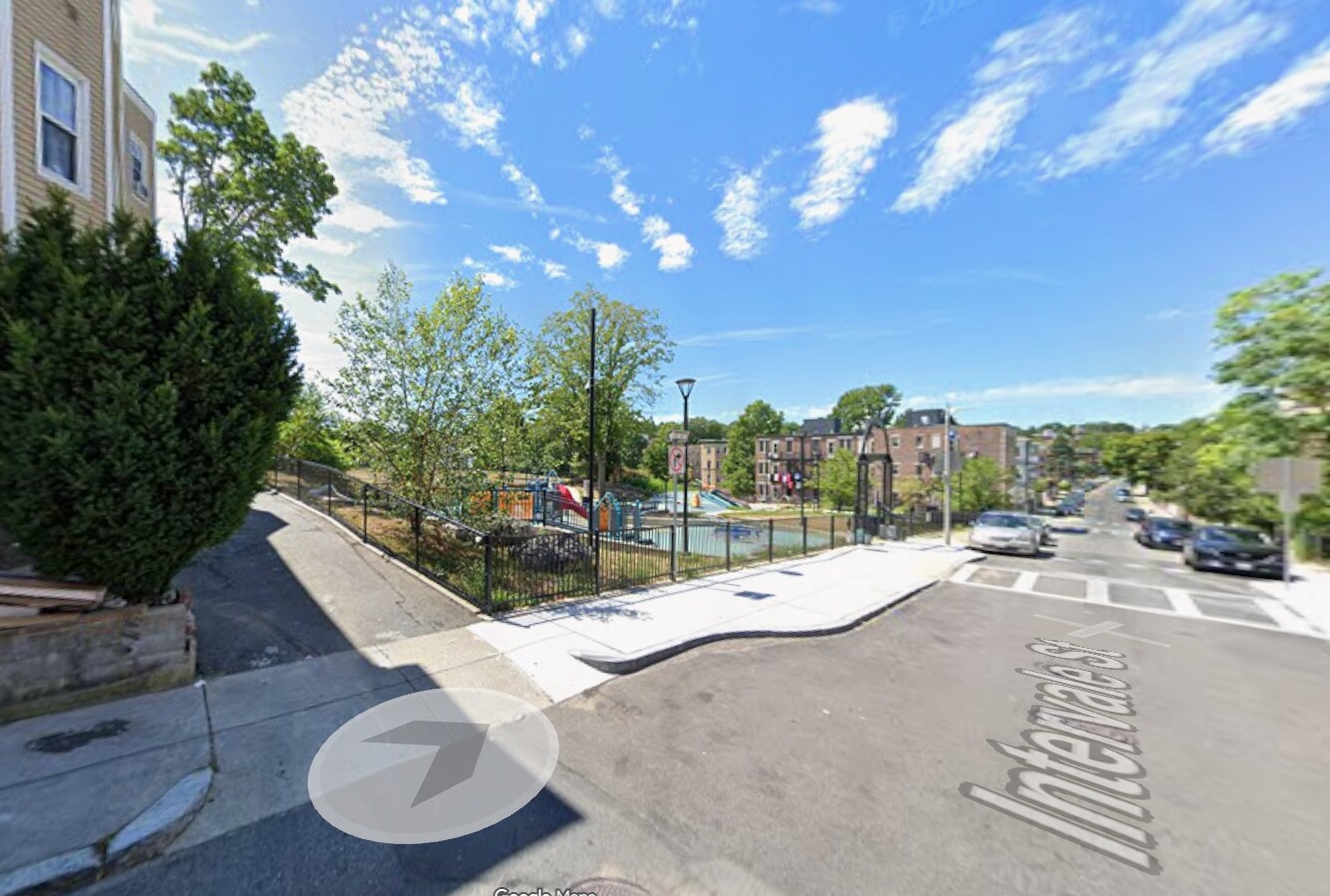 Building Photo - 89 Intervale St