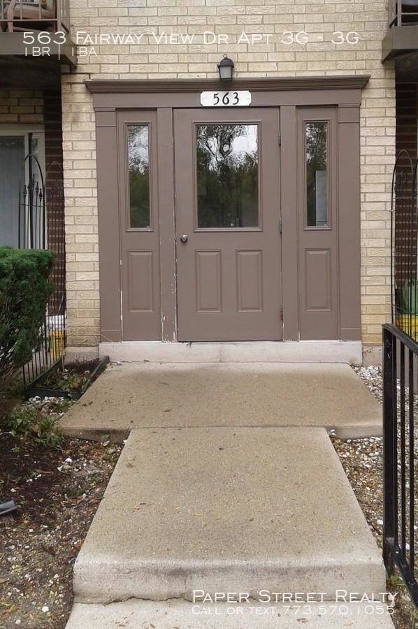 1 bedroom in Wheeling IL 600903844 563 Fairway View Dr Wheeling IL