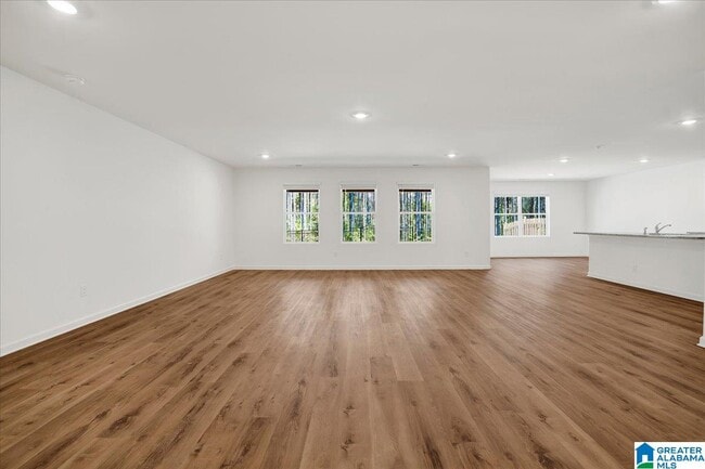 Building Photo - 283 Halifax Ln