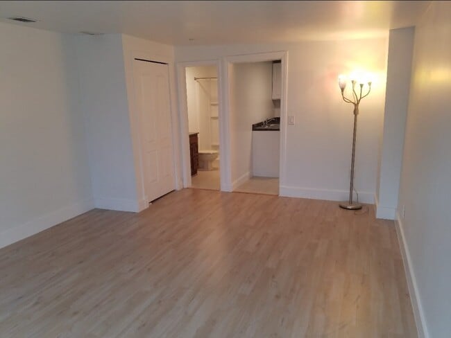 Building Photo - 4301 SW 135th Ave