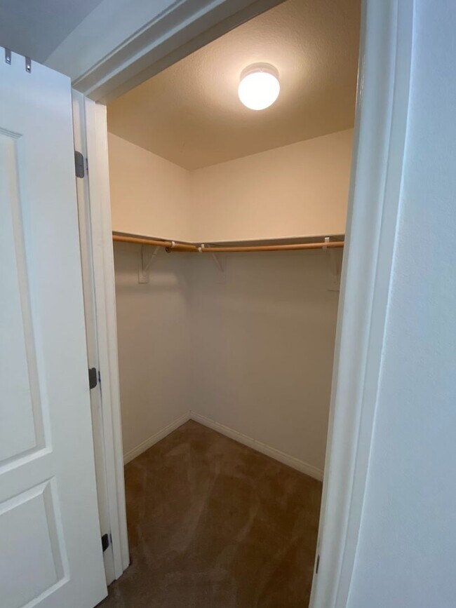 Building Photo - Beautiful, 2 story penthouse loft at the M...